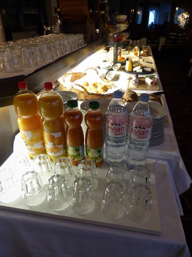 广场酒店 克罗伊茨林根 外观 照片